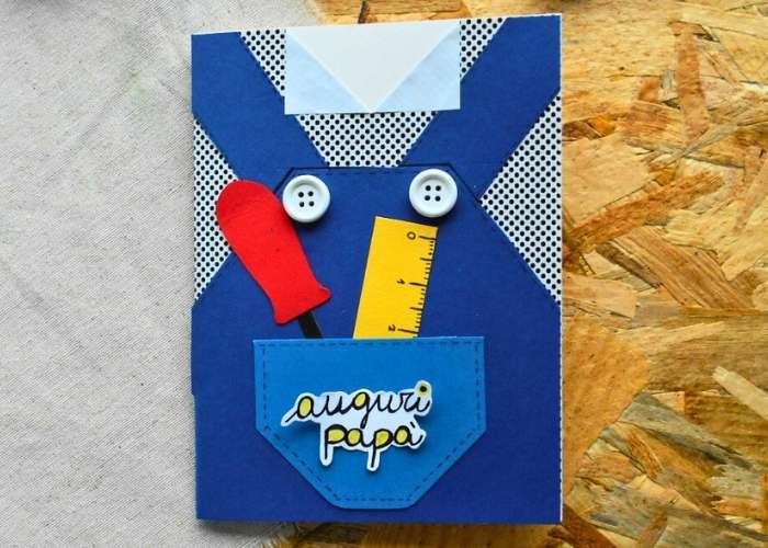 Biglietto per la festa del papà fatto a mano con salopette e attrezzi da lavoro
